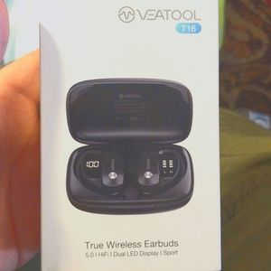 bluetooth earbuds
